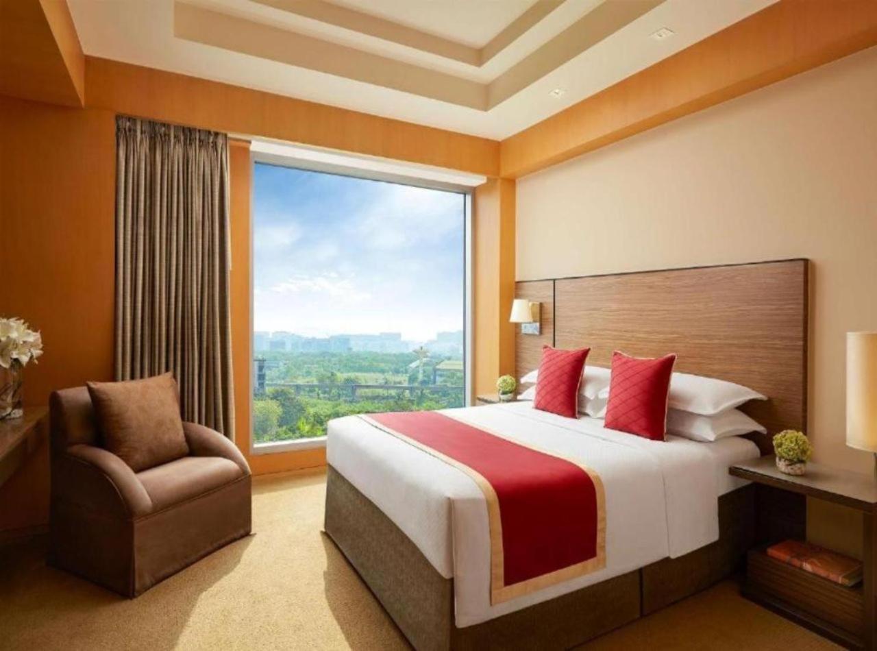 Rosewood Suites A Family Hotel Near Delhi Airport 뉴델리 외부 사진